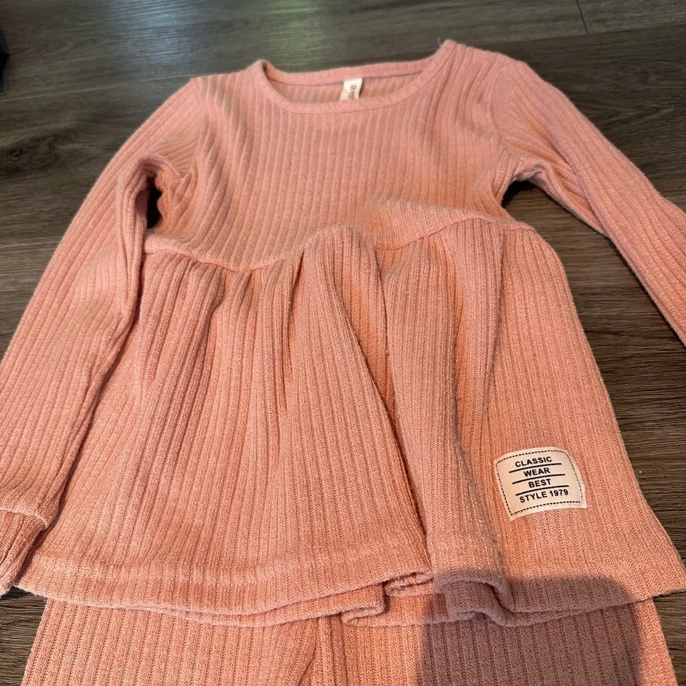 Pink Ribbed Two-Piece Set - Picture 3 of 3